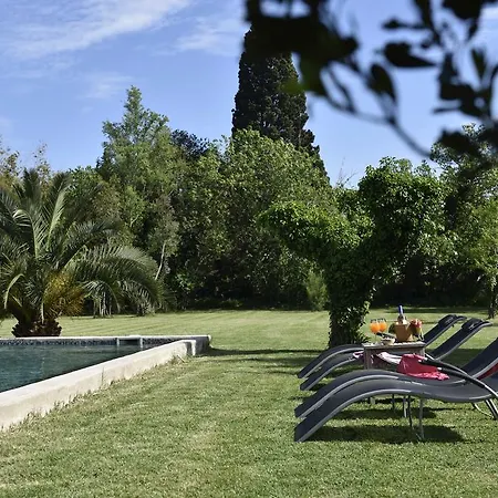 Mas De Bouvet En Camargue Bed & Breakfast